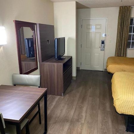 Suburban Studios Winston-Salem Near Hanes Mall Dış mekan fotoğraf