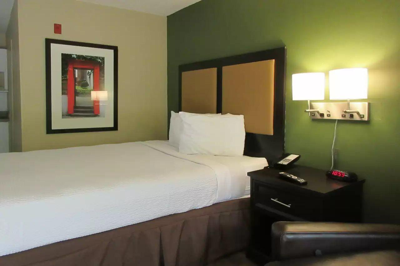 Suburban Studios Winston-Salem Near Hanes Mall Dış mekan fotoğraf